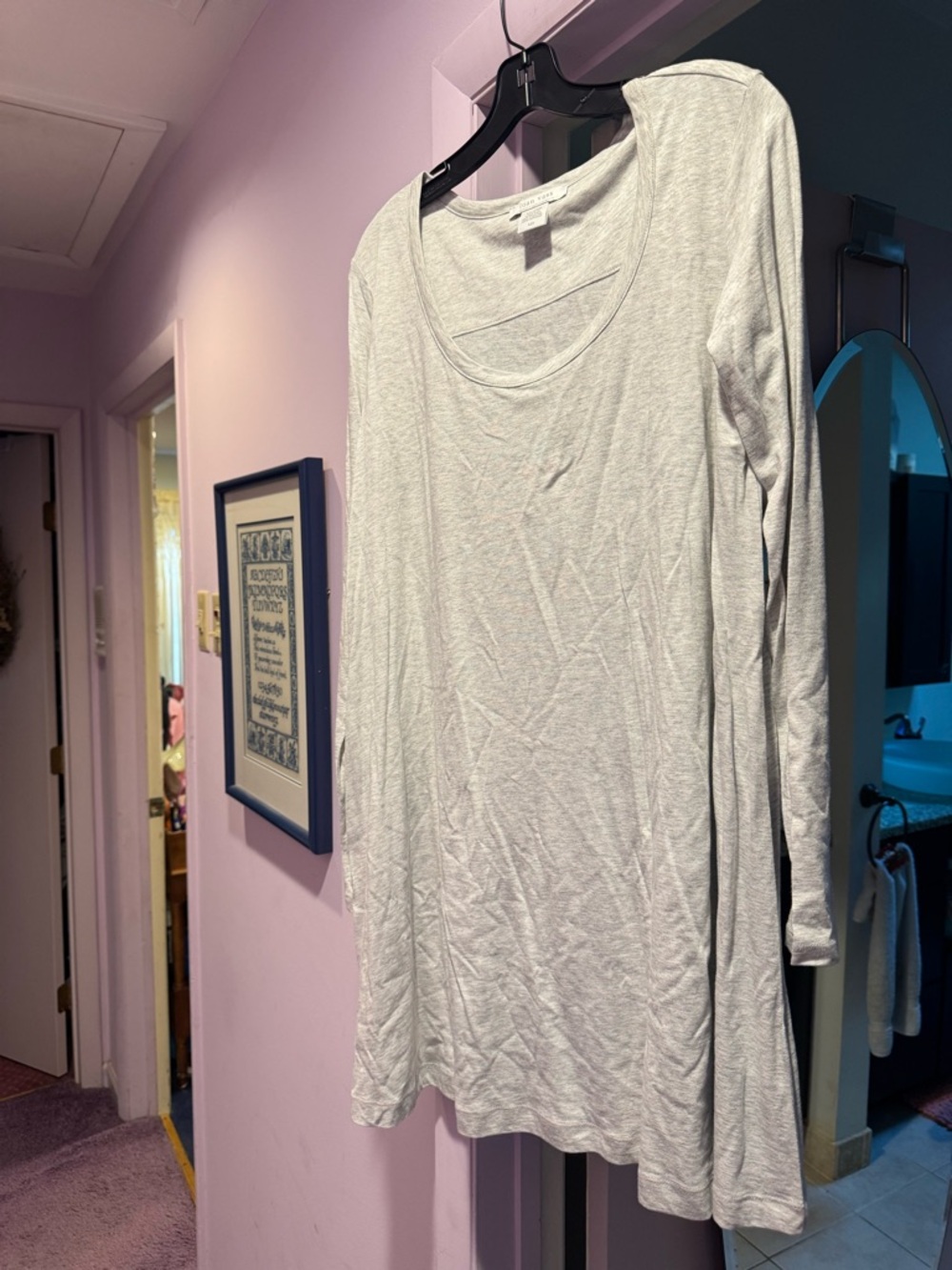 Joan Vass Size L Light Gray Long Sleeve Women's Scoop Neck Top